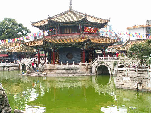 Kunming: Yuantong Si