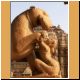 Khajuraho: rzeźba przed świątynia Mahadewy